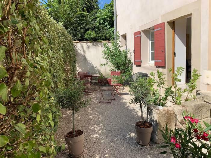 Les Cigales Villa LʼIsle-sur-la-Sorgue Eksteriør billede